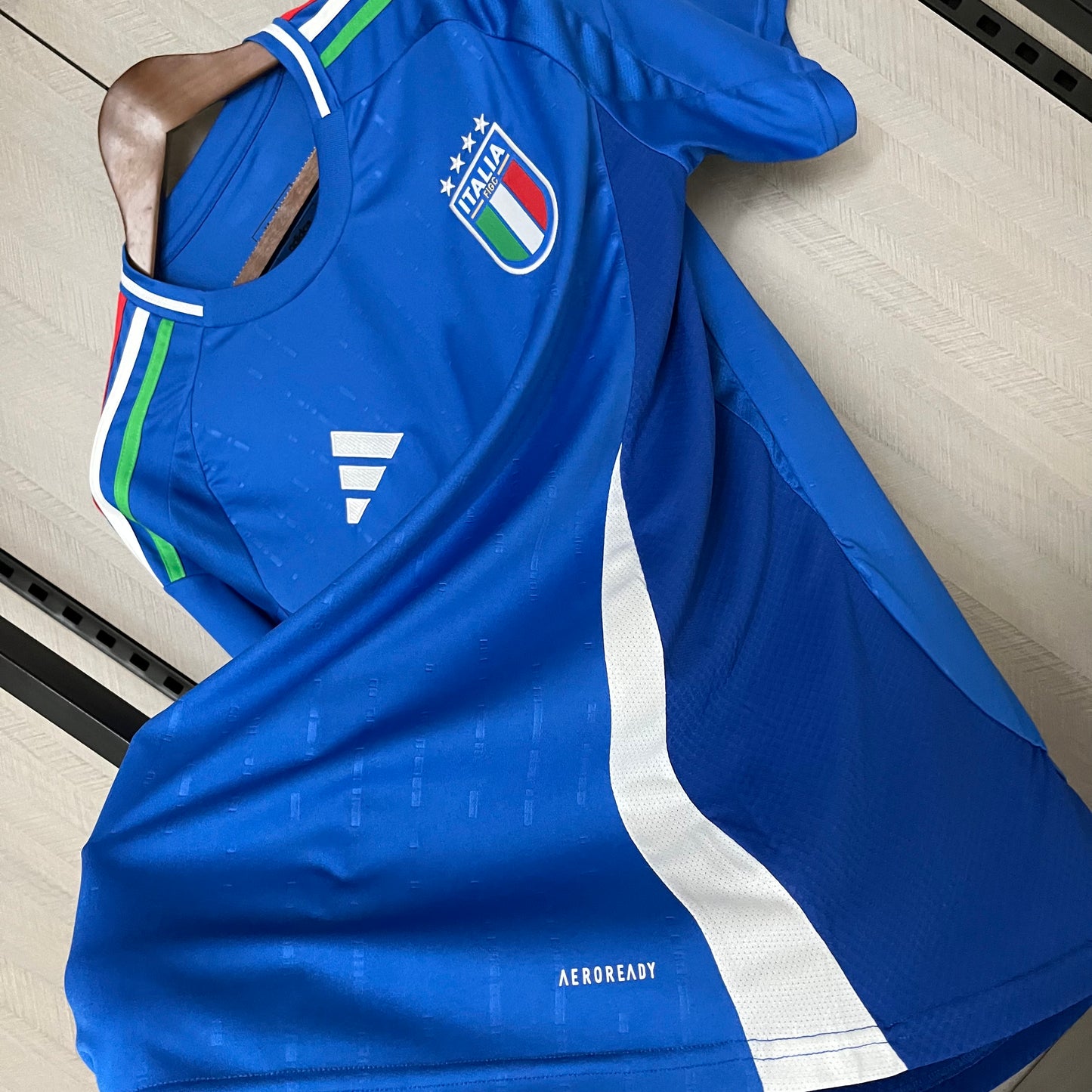 Camiseta Italia Local T- 24/25