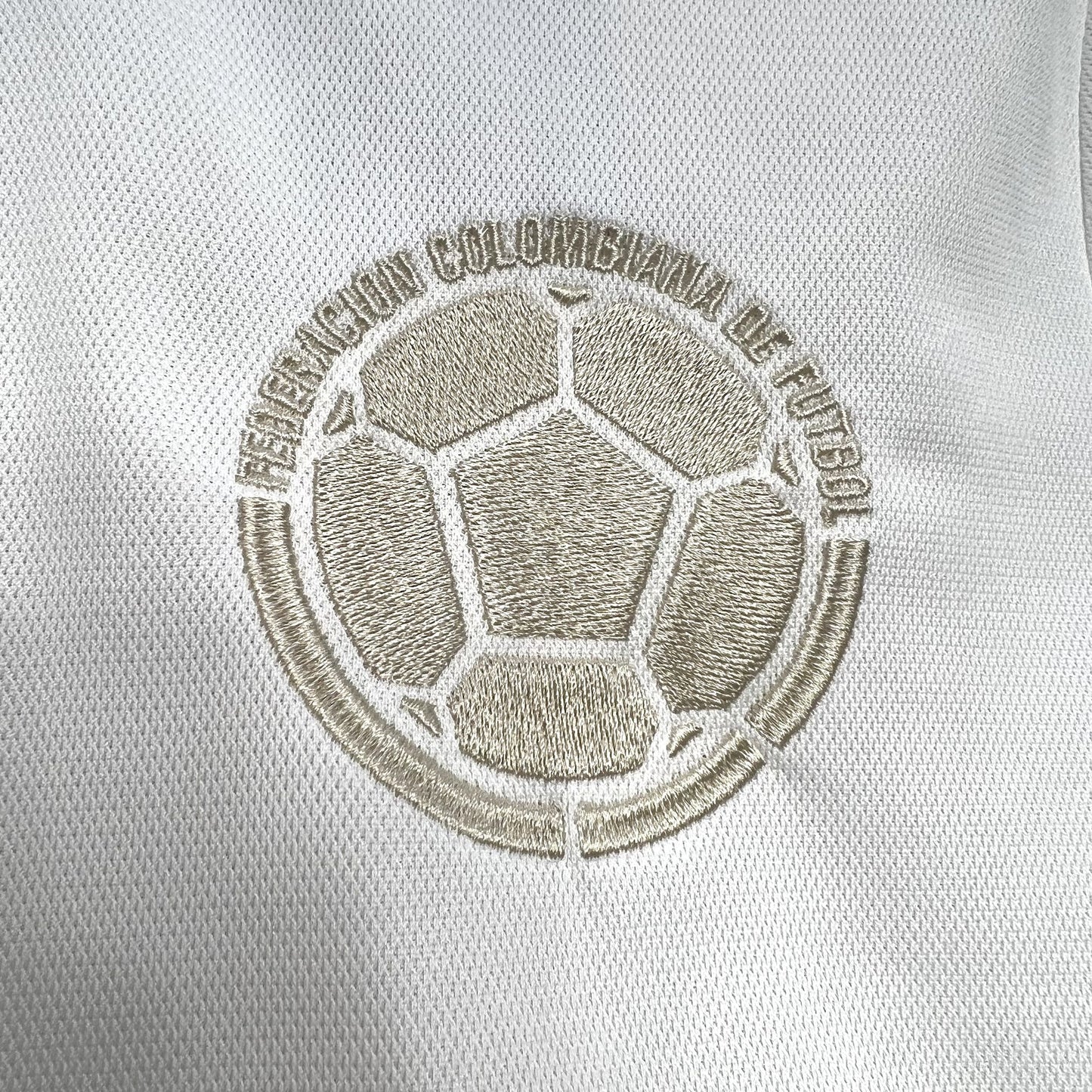 Camiseta Colombia Edición 100 Años